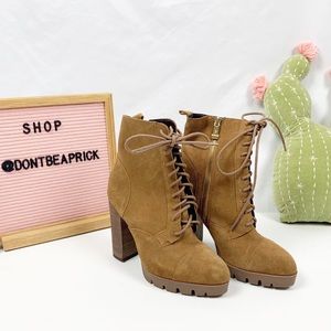 New Report Signature Tan Suede Boots (Sz: 8.5)
